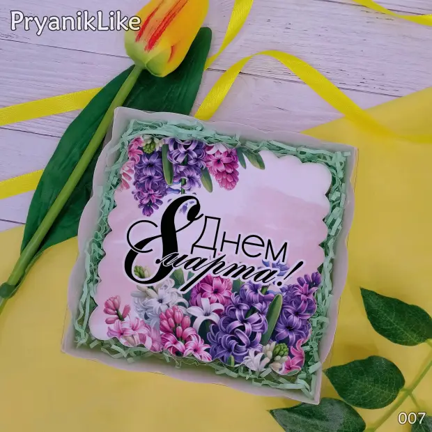 Пряник квадратный (цветы) (10-10 см.)